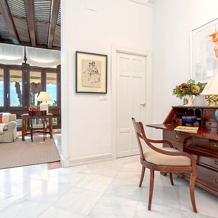 Genteel Home Paseo Maritimo Malaga Luaran gambar